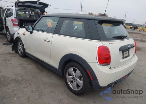 2018 Mini Hardtop Cooper/Oxford Edition z USA, uszkodzony, nr VIN WMWXP5C57J3C65545